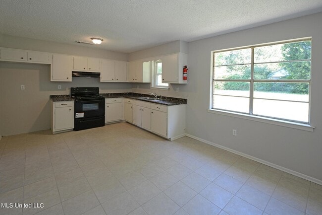 Photo - 5108 Gray Dr