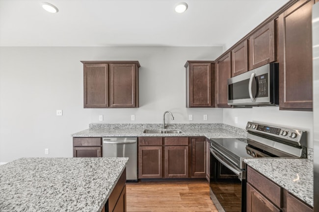 Photo - 432 Judson Wy