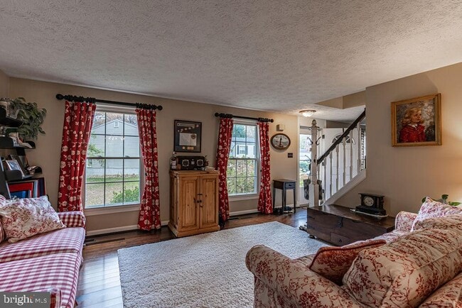 Photo - 6221 Wilmington Dr