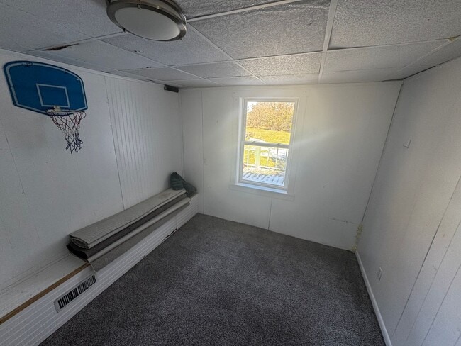 Photo - Great duplex 3 bed 1 bath townhome.