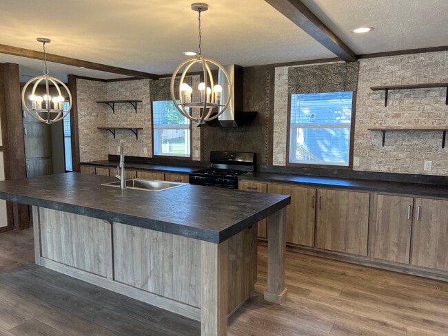 Building Photo - 39500 Warren Rd