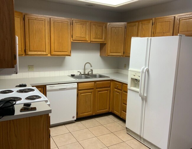 Photo - 1328-1328 Birch St Unidad 1328