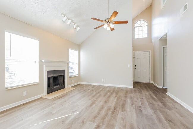 Photo - 3521 Glenfalls Dr