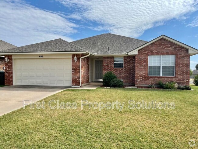 Building Photo - 608 Cavecreek St Rental