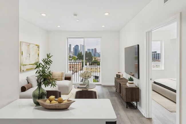 Photo - Diamante Apartments