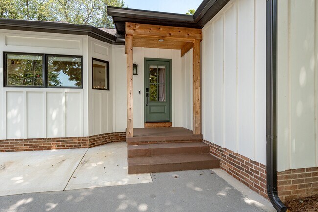 Photo - 626 Copperfield Dr