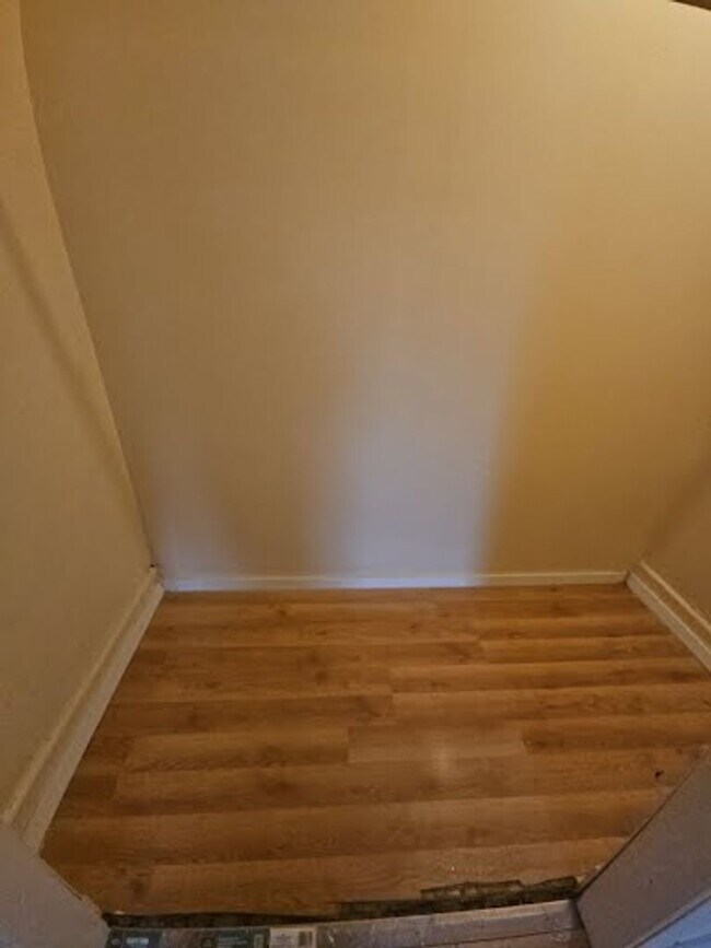 Photo - 1143 S 25th St Unidad Upper Front #4