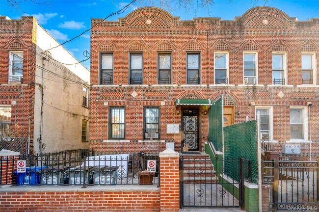 Building Photo - 933 Saratoga Ave Unit 3