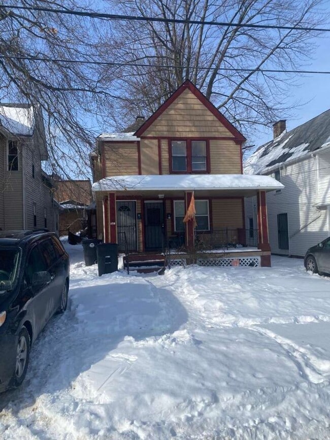 Building Photo - 1974 W 93rd St Unit UP