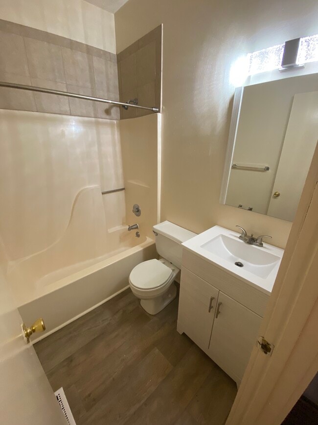 Photo - 397 Bloomfield St Unit 3