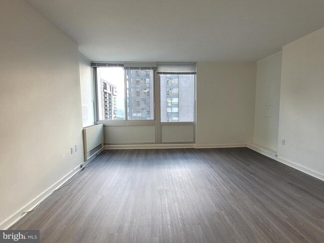 Photo - 604 S Washington Square Unit 1801