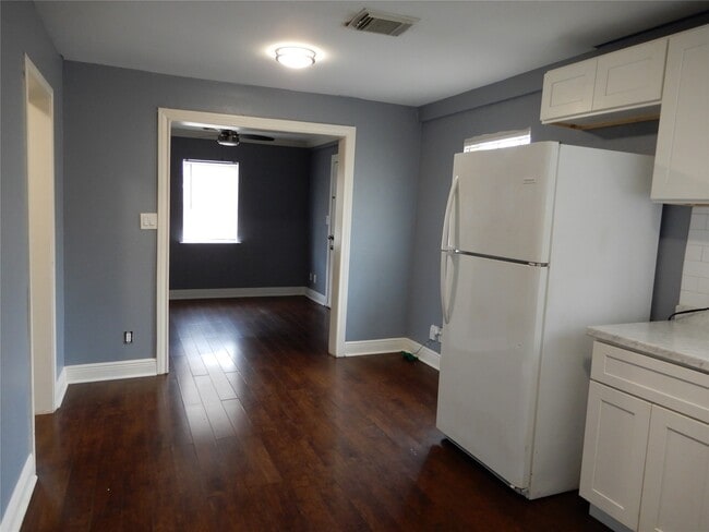 Photo - 3806 Lelia St