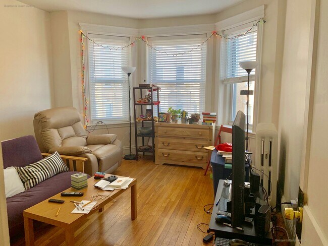 Photo - 80 Gordon St