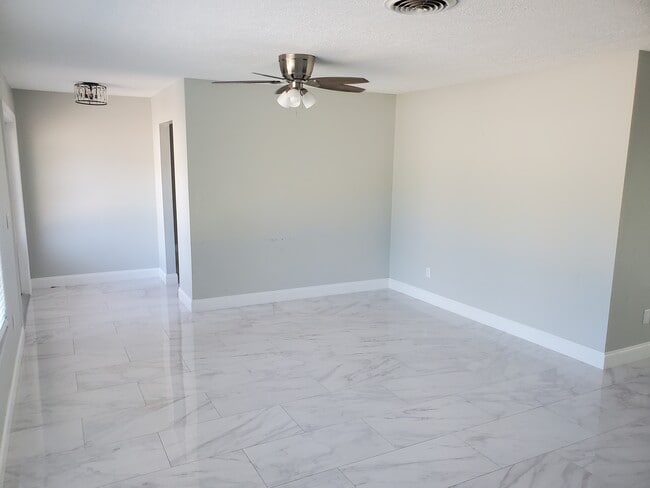 Photo - 1257 NE Sago Dr