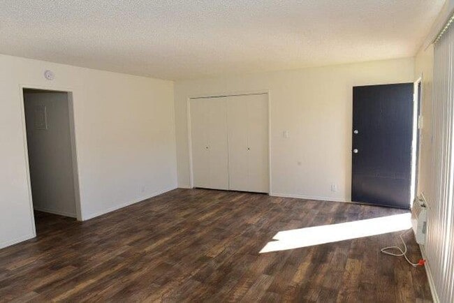 Photo - Waterstone Garden