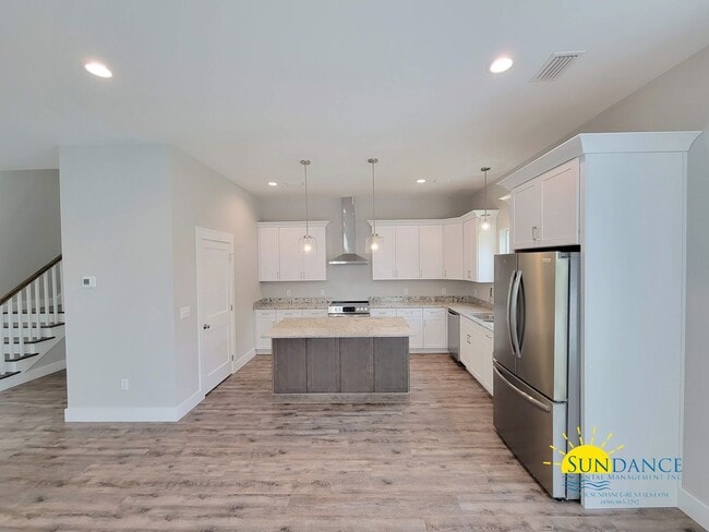 Photo - Stunning 3 Bedroom Home in SRB!