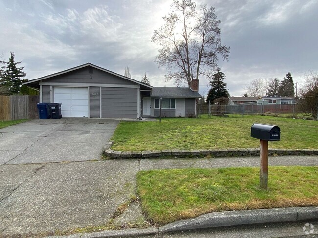 Building Photo - Newly Renovated 3 Bedroom home in Mount Ve...