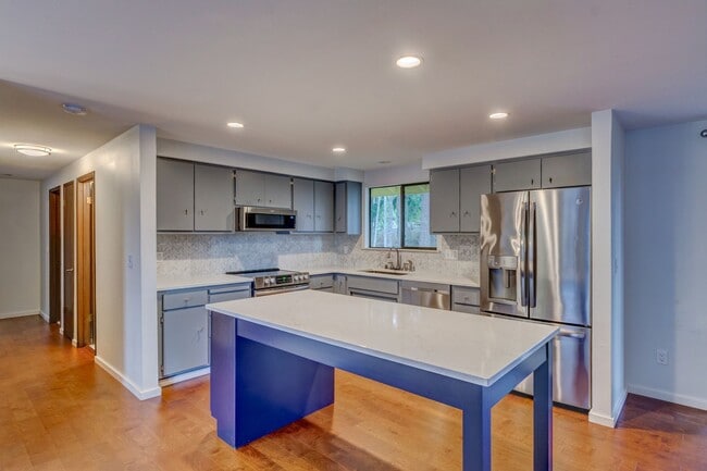 Photo - 4 Bedroom 3 Bath Home