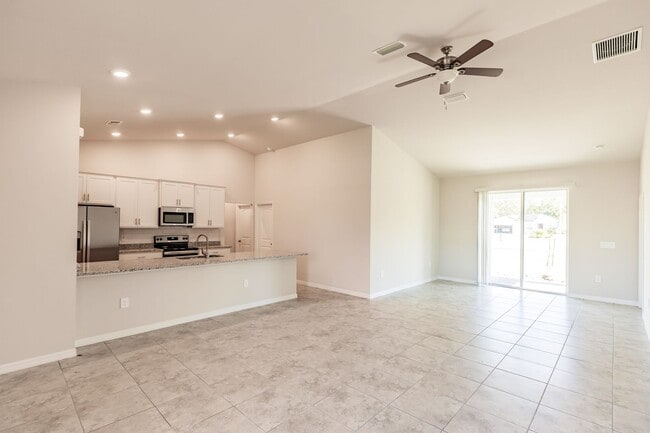 Photo - 4243 NE 17th Ave