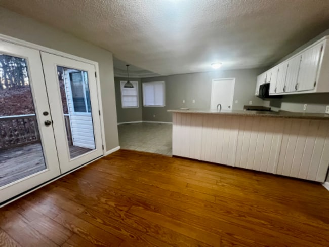 Building Photo - 1854 Burnt Stand Rd