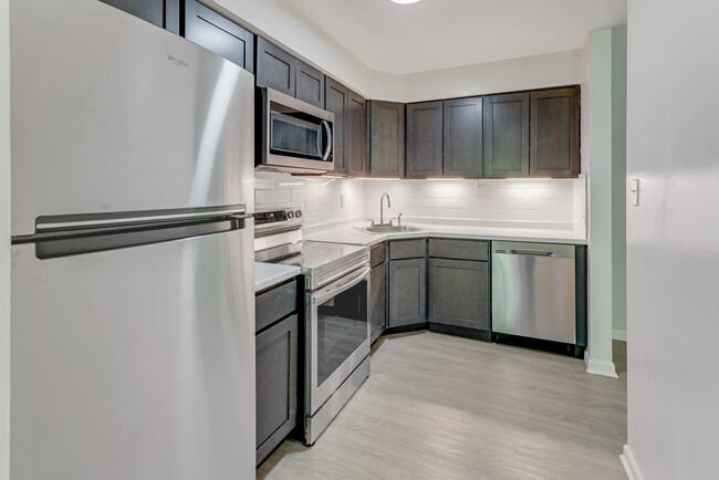 Glencroft Club Apartments - Glencroft Club Apartments
