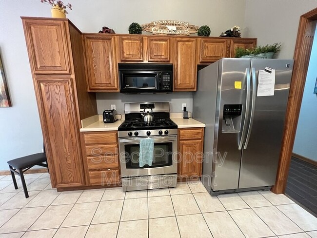 Photo - 8329 Burnt Ember Pl