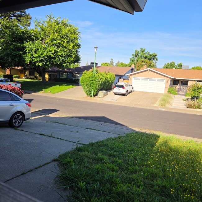 Photo - 4405 Plantation Dr