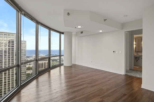 Photo - 1244 S Michigan Ave