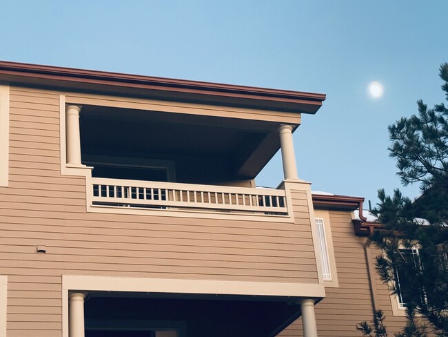 Photo - SW Littleton Top Floor Condo with Mountain Views!