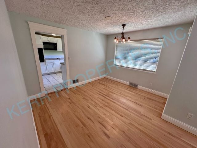 Photo - 15418 SE Meadowlark Ln