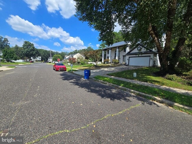 Photo - 1 Radcliff Ct