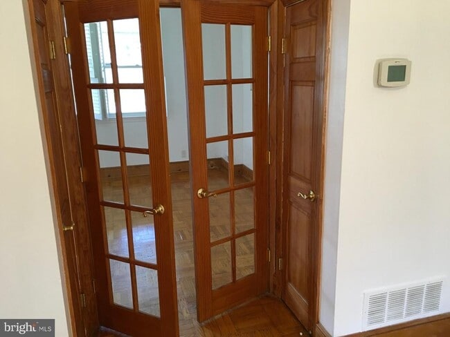 Photo - 2477 W Cold Spring Ln