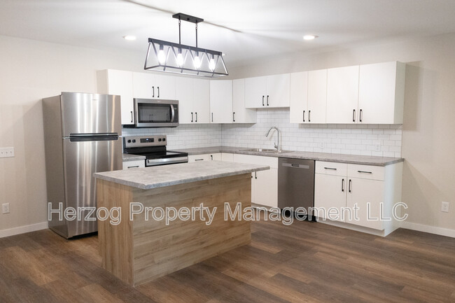 Photo - 1740 Willow St Condo Unit 214