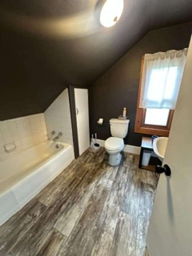 Photo - 3 Bed Single Family Home - Staples - Detached 3 car garage