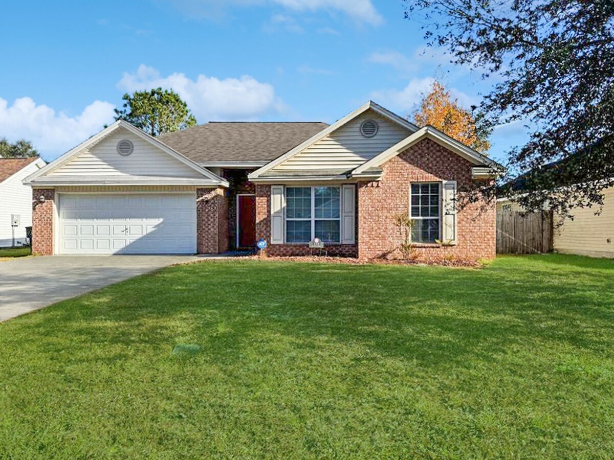 3 bed 2 bath Brick home located in Berwick... - 3 bed 2 bath Brick home located in Berwick...