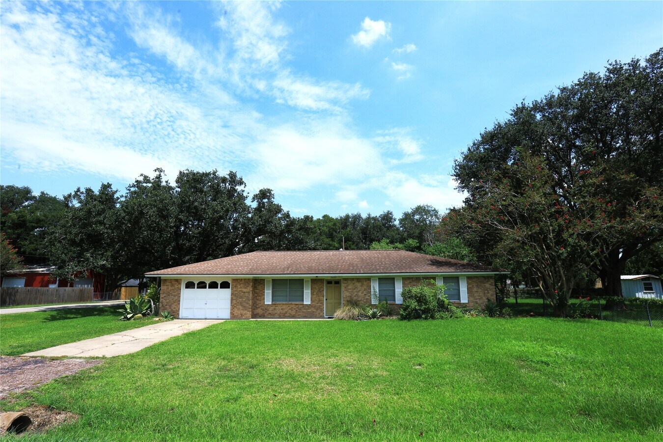 Photo - 1603 Avenue D