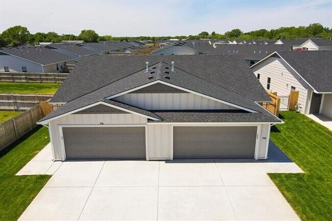 Photo - 554-556 W. 50th Ct. S. Unit 554 W. 50th Ct. S.