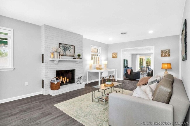 127 Miramar Way