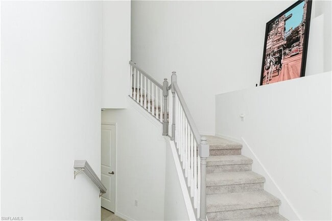 Photo - 5680 Melbourne Ct