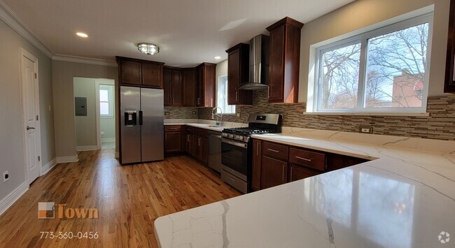 Building Photo - 5346 N Francisco Ave Unit 1 Rental
