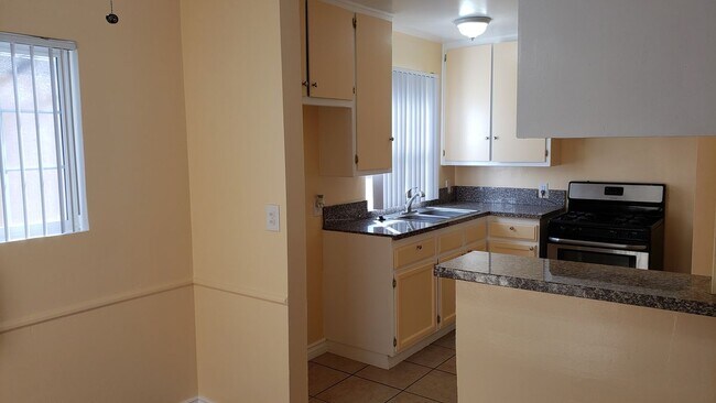 6216 Beck Ave Unit 5