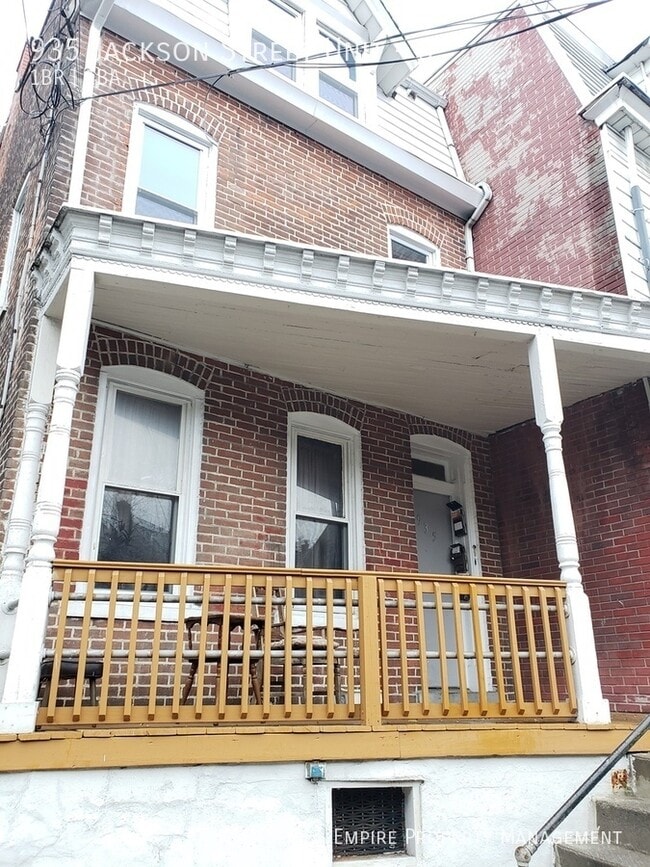 Building Photo - 935 Jackson St Unit 3