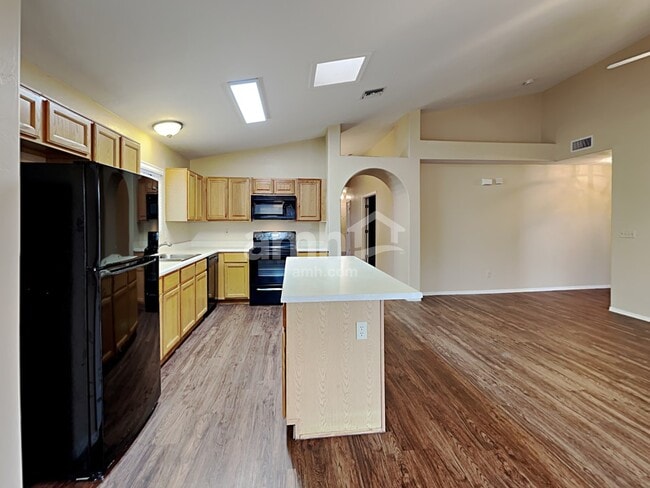 Photo - 7607 S Wildberry Ave