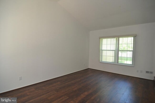 Photo - 4004 Adelaide Dr