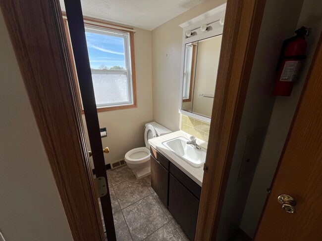 Photo - 1157 Yuma Cir NE