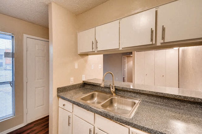 MARFA Apartments