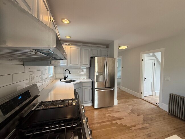 Photo - 103 West St Unit 1 FL