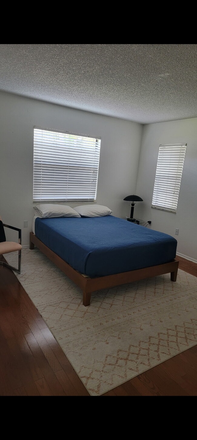 Photo - 5647 Summerside Ln