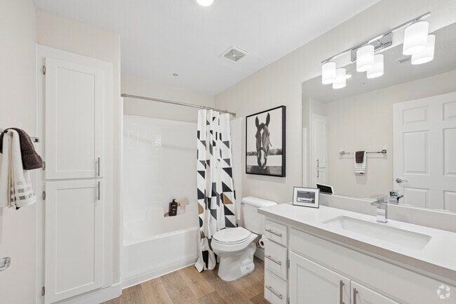 Versilia - 2BR, 2BA - 1,206SF - Second Bathroom