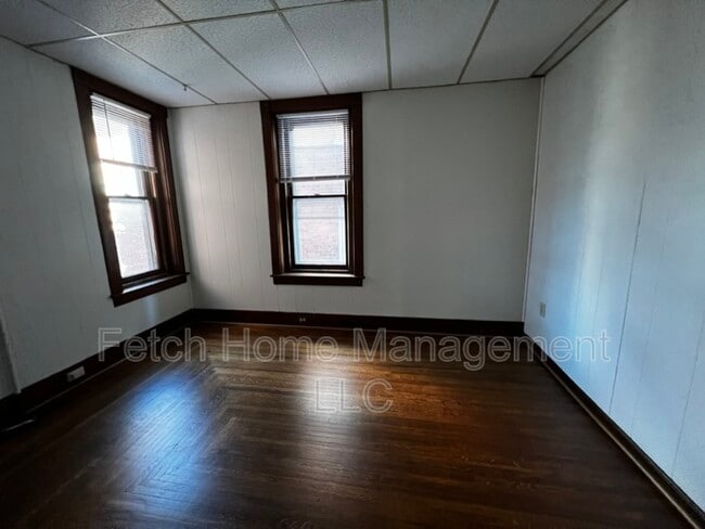 Photo - 224 W Franklin St